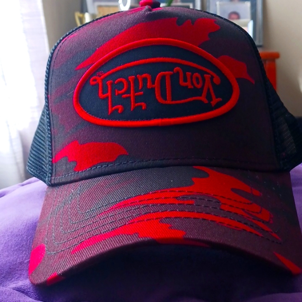 Von Dutch Hat
